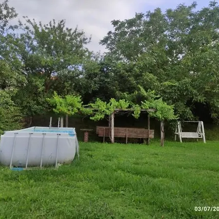 Holiday home Amplia Con Jardin Y Piscina Pequena