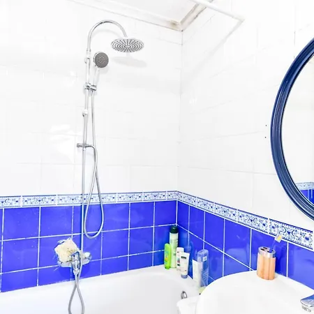 Amplia Con Jardin Y Piscina Pequena Holiday home *